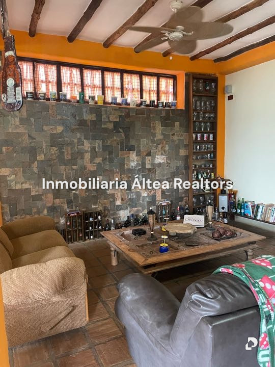 Casa en Oripoto, Caracas – 30