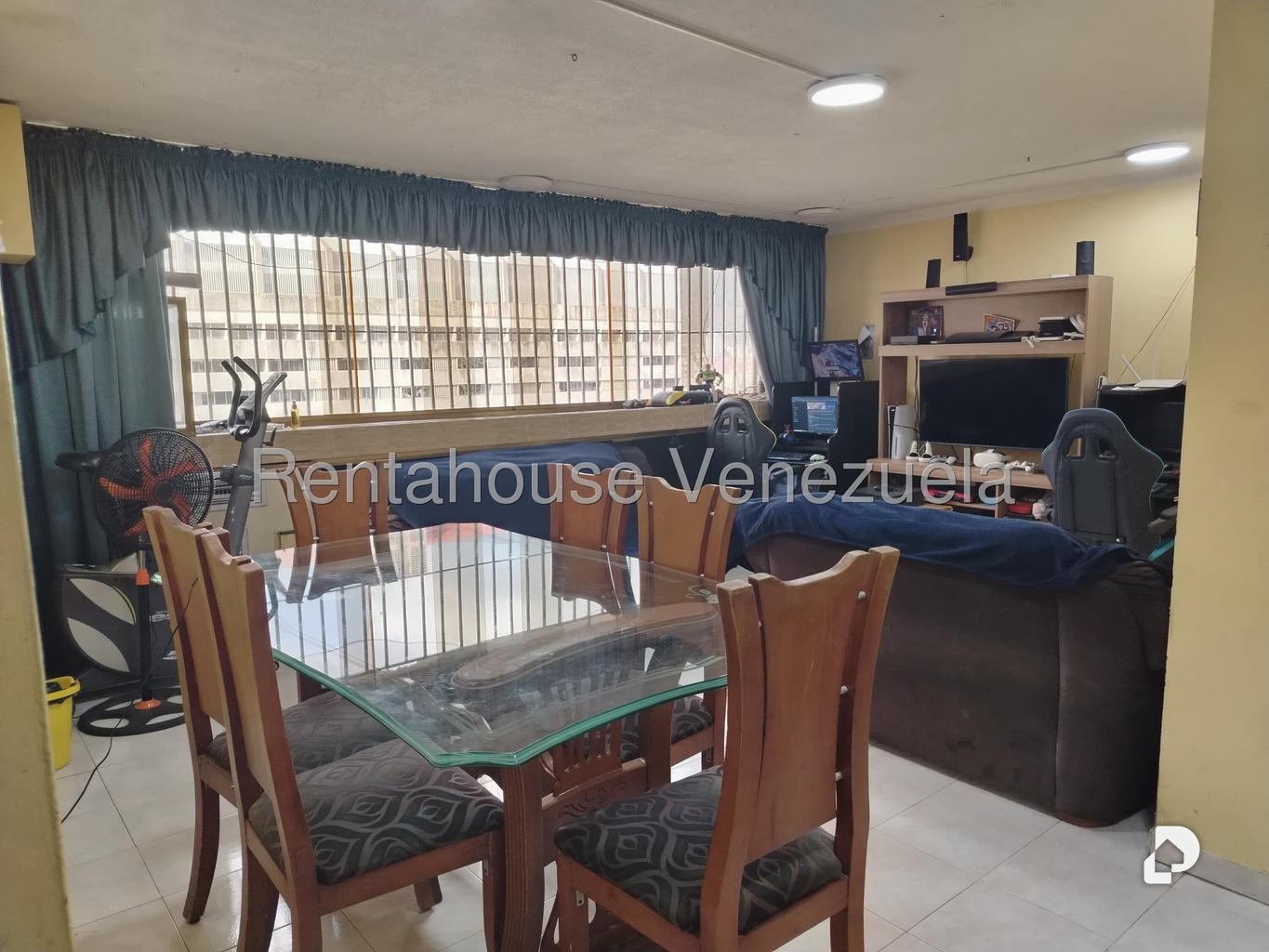 Apartamento en Parque Central, Caracas – 10