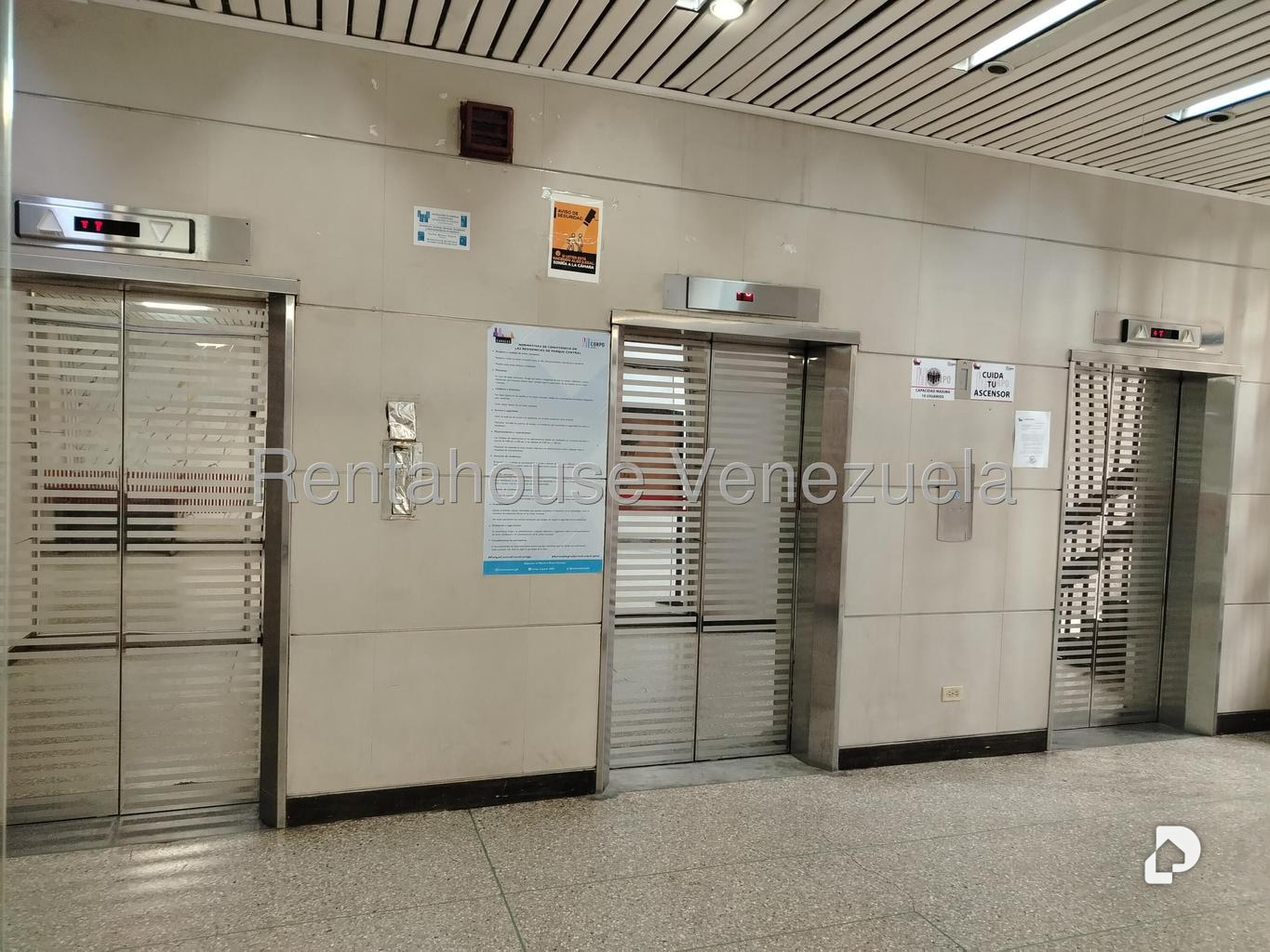 Apartamento en Parque Central, Caracas – 3