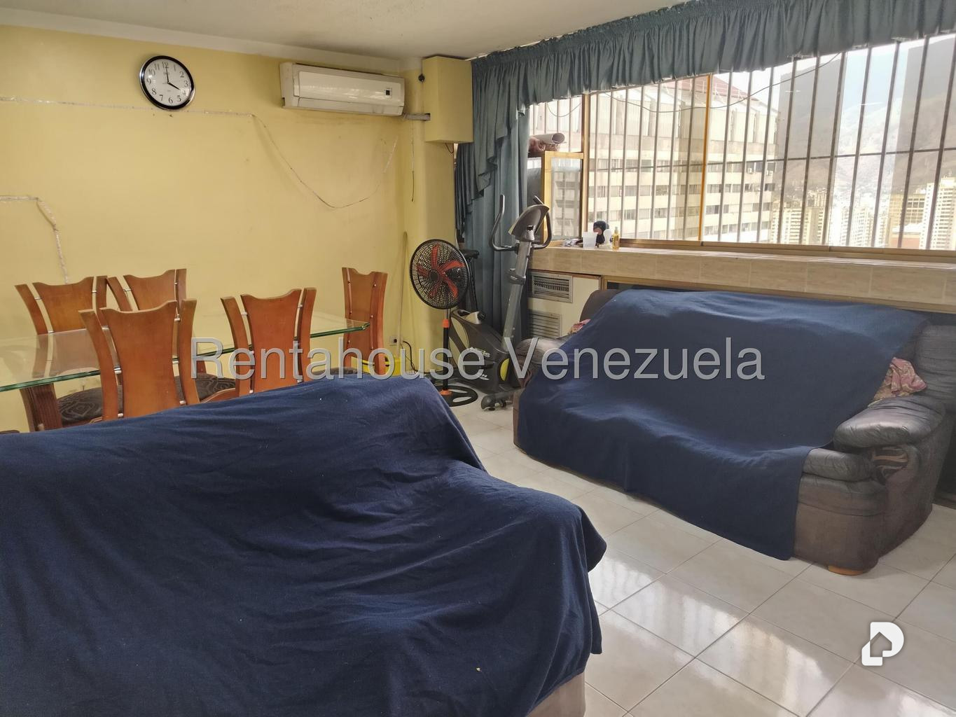 Apartamento en Parque Central, Caracas – 11