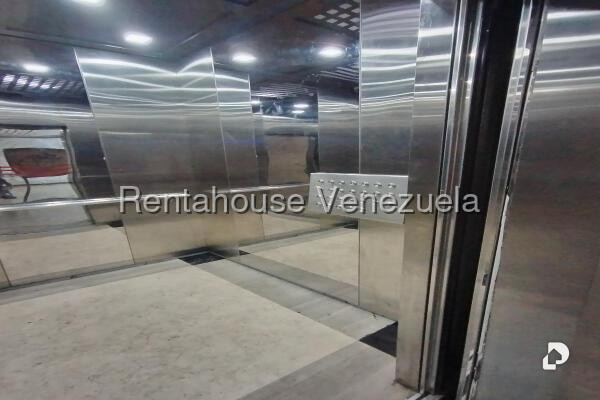 Apartamento en Parque Central, Caracas – 4