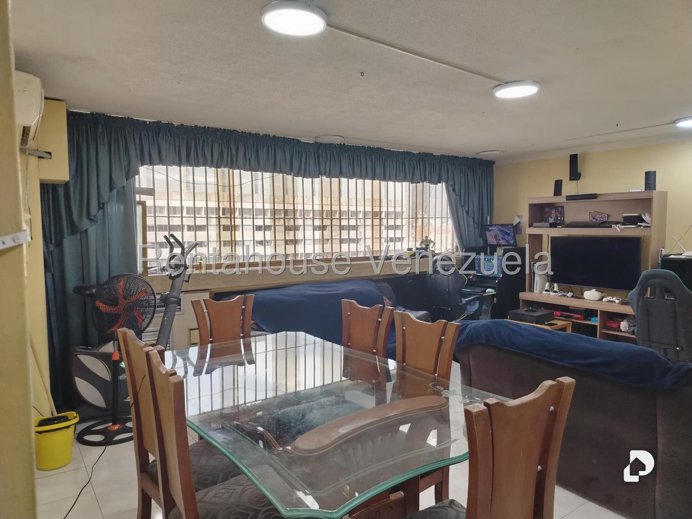 Apartamento en Parque Central, Caracas – 12