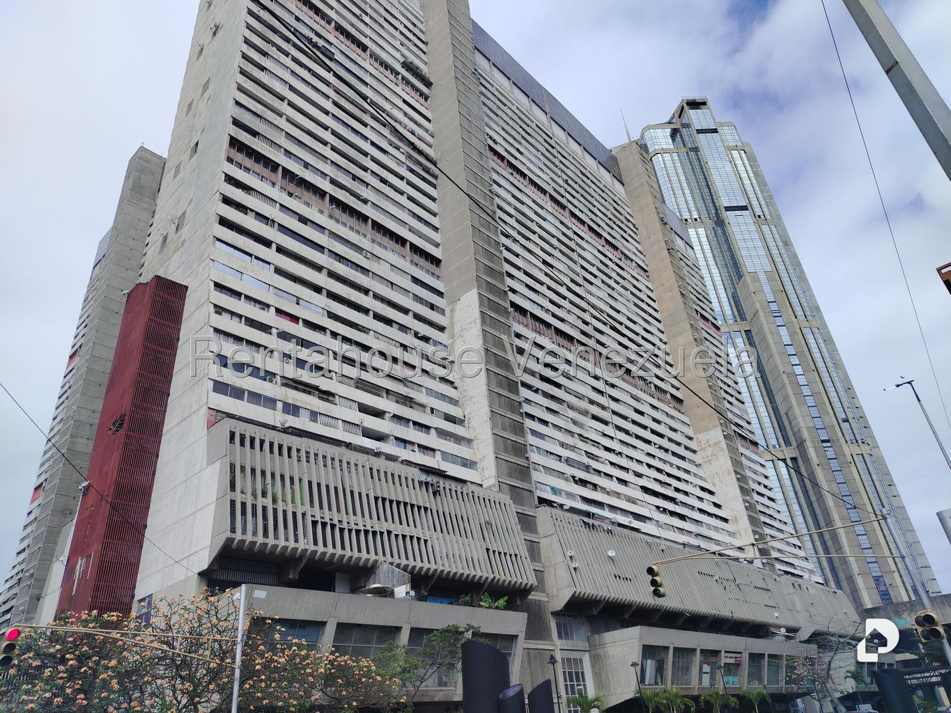 Apartamento en Parque Central, Caracas – 1
