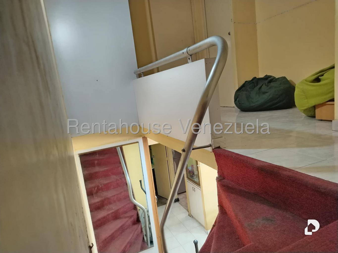 Apartamento en Parque Central, Caracas – 19