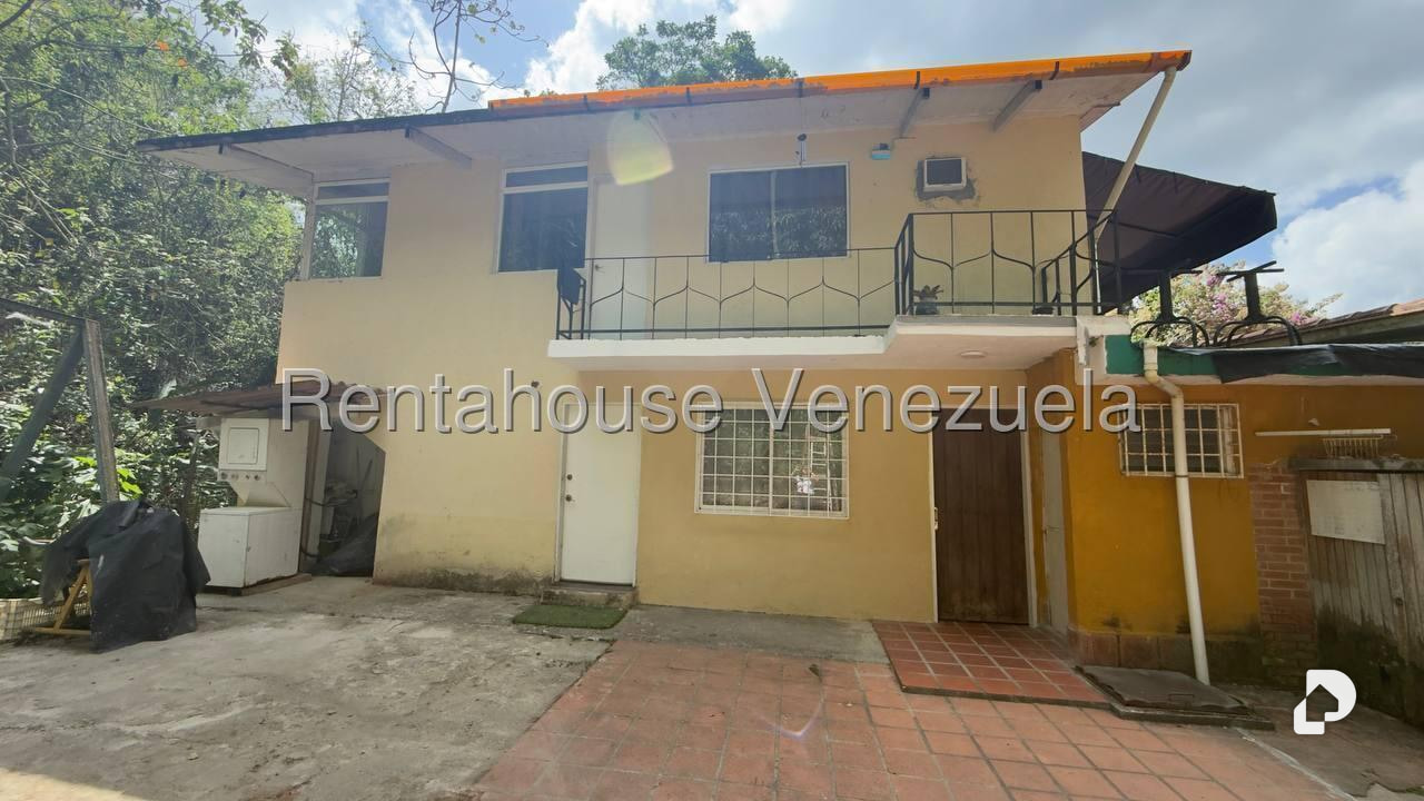 Casa en Oripoto, Caracas – 19