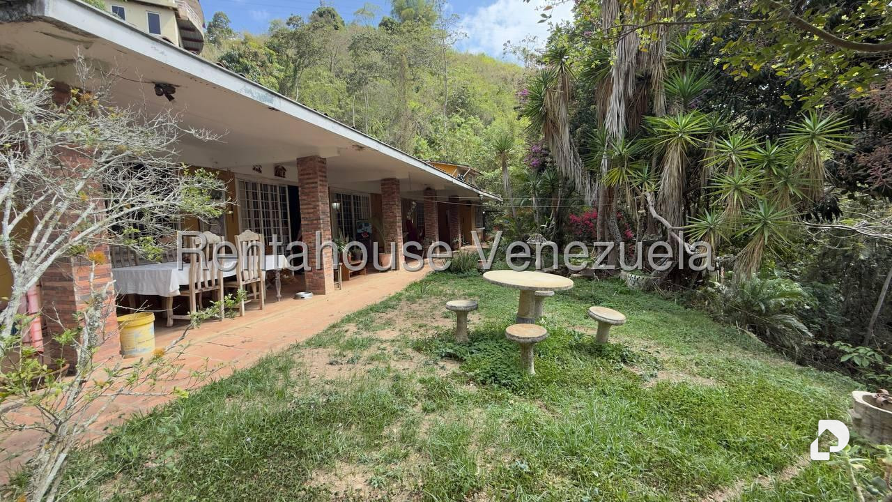 Casa en Oripoto, Caracas – 11