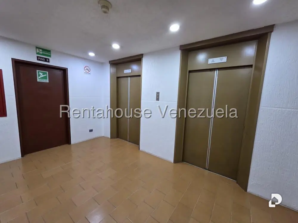 Oficina en Los Dos Caminos, Caracas