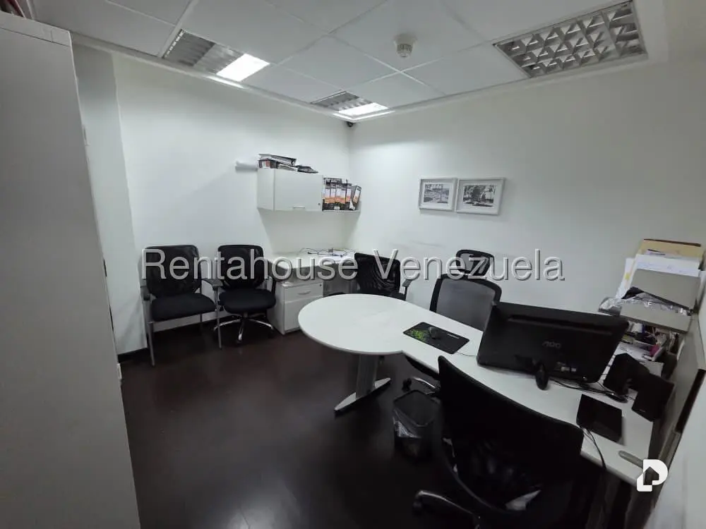 Oficina en Los Dos Caminos, Caracas
