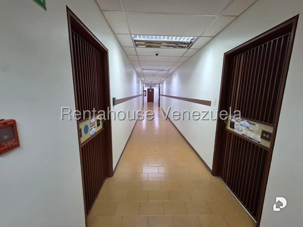 Oficina en Los Dos Caminos, Caracas