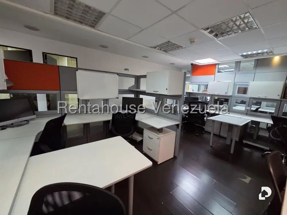 Oficina en Los Dos Caminos, Caracas