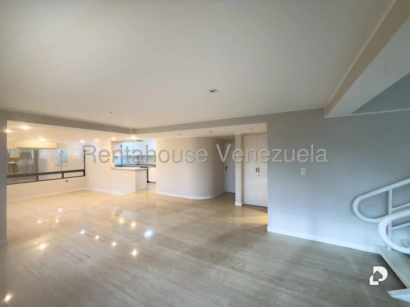Apartamento en Los Palos Grandes, Caracas – 17