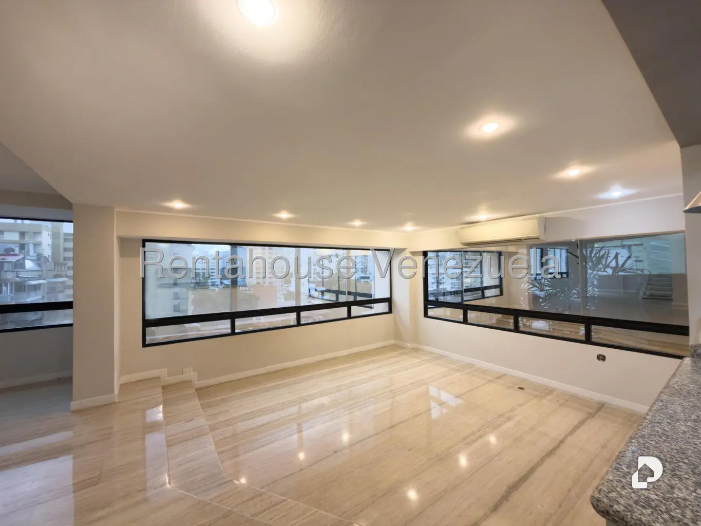 Apartamento en Los Palos Grandes, Caracas – 9
