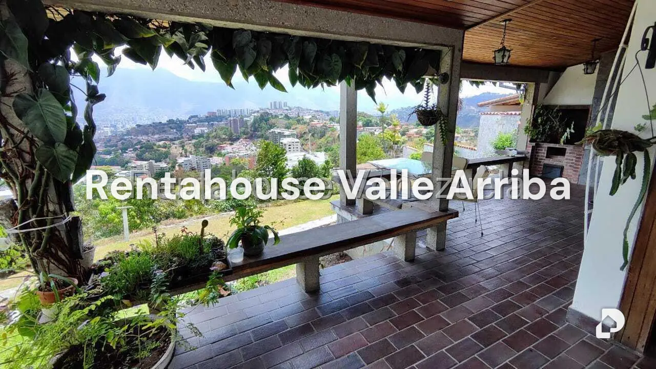 Casa en Charallavito, Caracas – 24