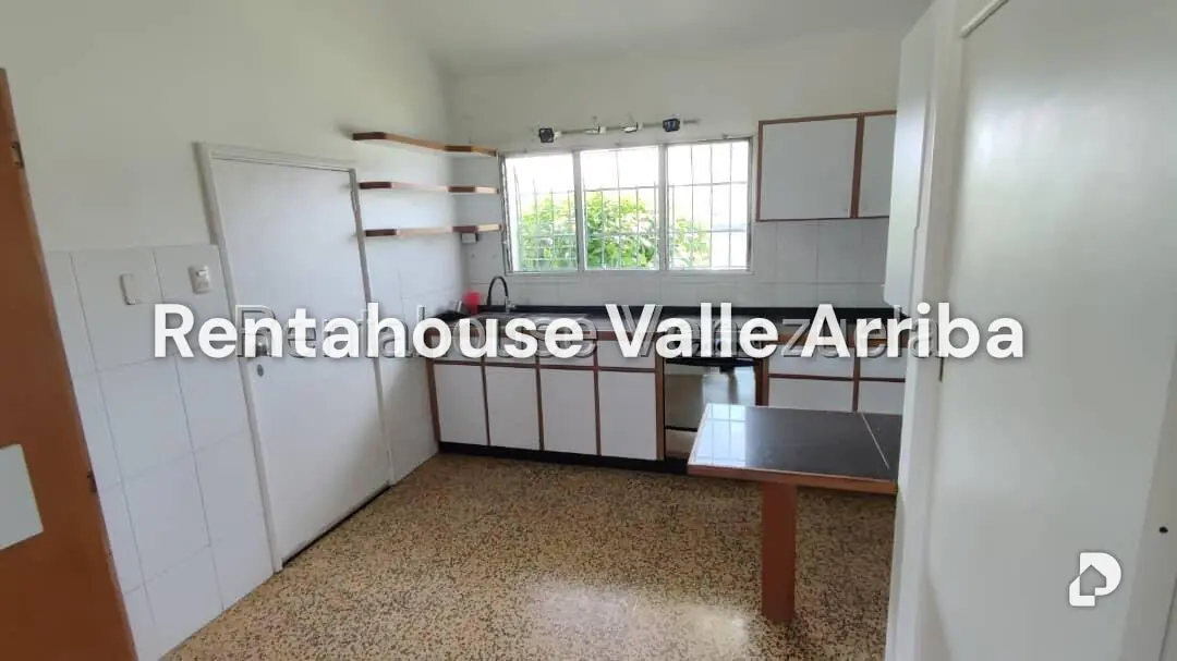 Casa en Charallavito, Caracas – 11