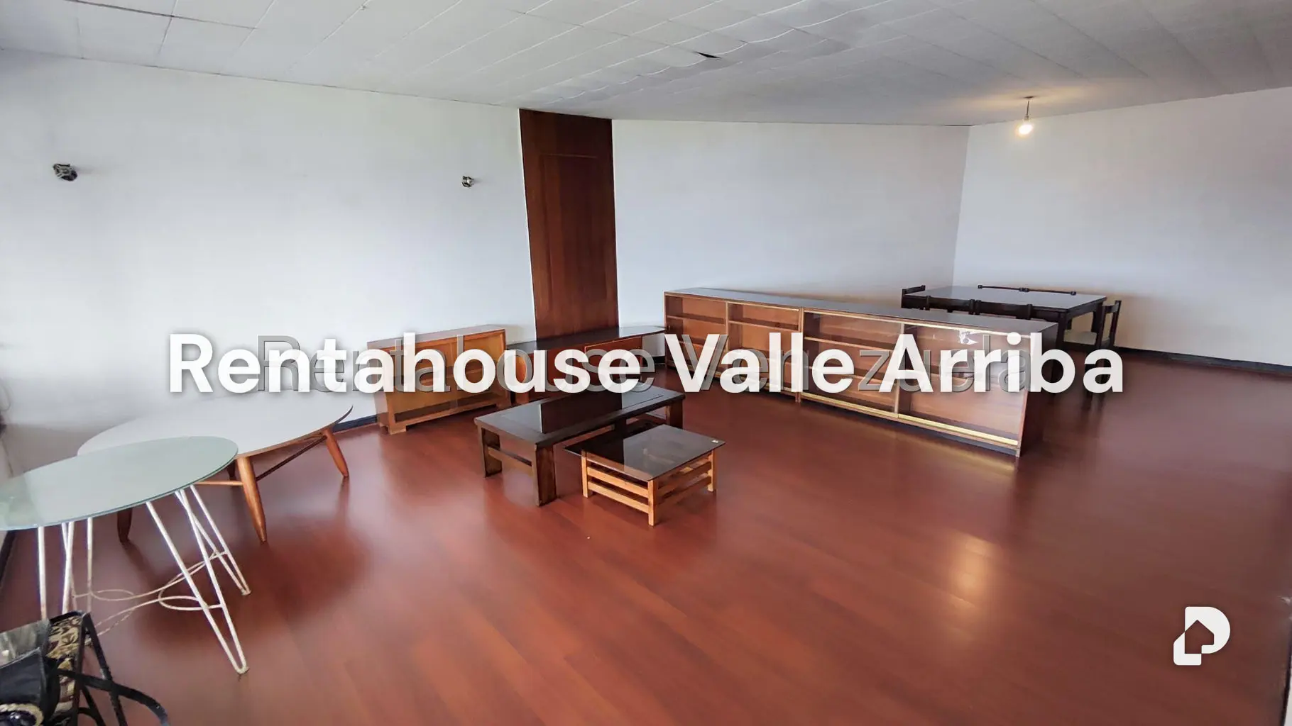 Casa en Charallavito, Caracas – 26