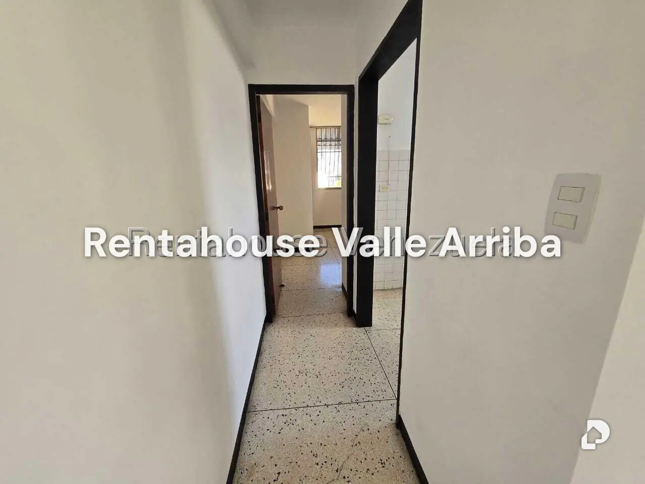 Apartamento en Las Acacias, Caracas – 12