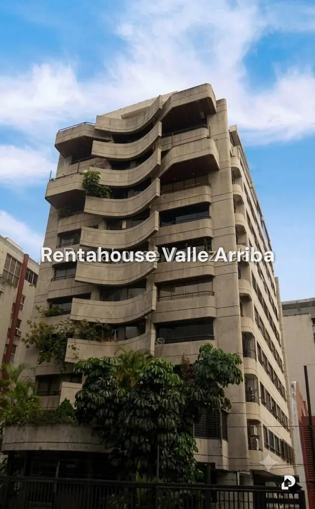 Apartamento en Los Palos Grandes, Caracas – 1