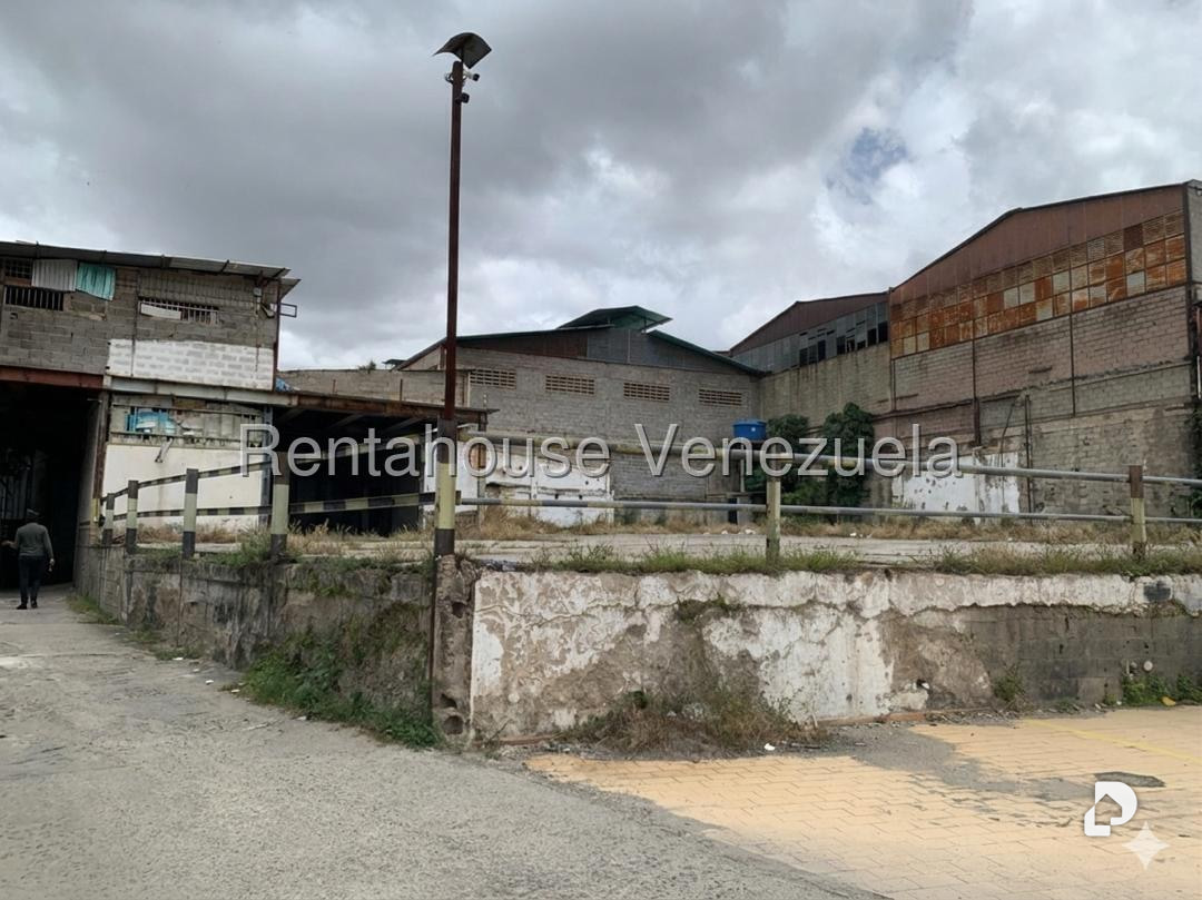 Terreno en Boleíta Sur, Caracas – 4