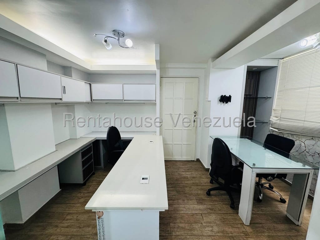 Oficina en Chacao, Caracas - 1