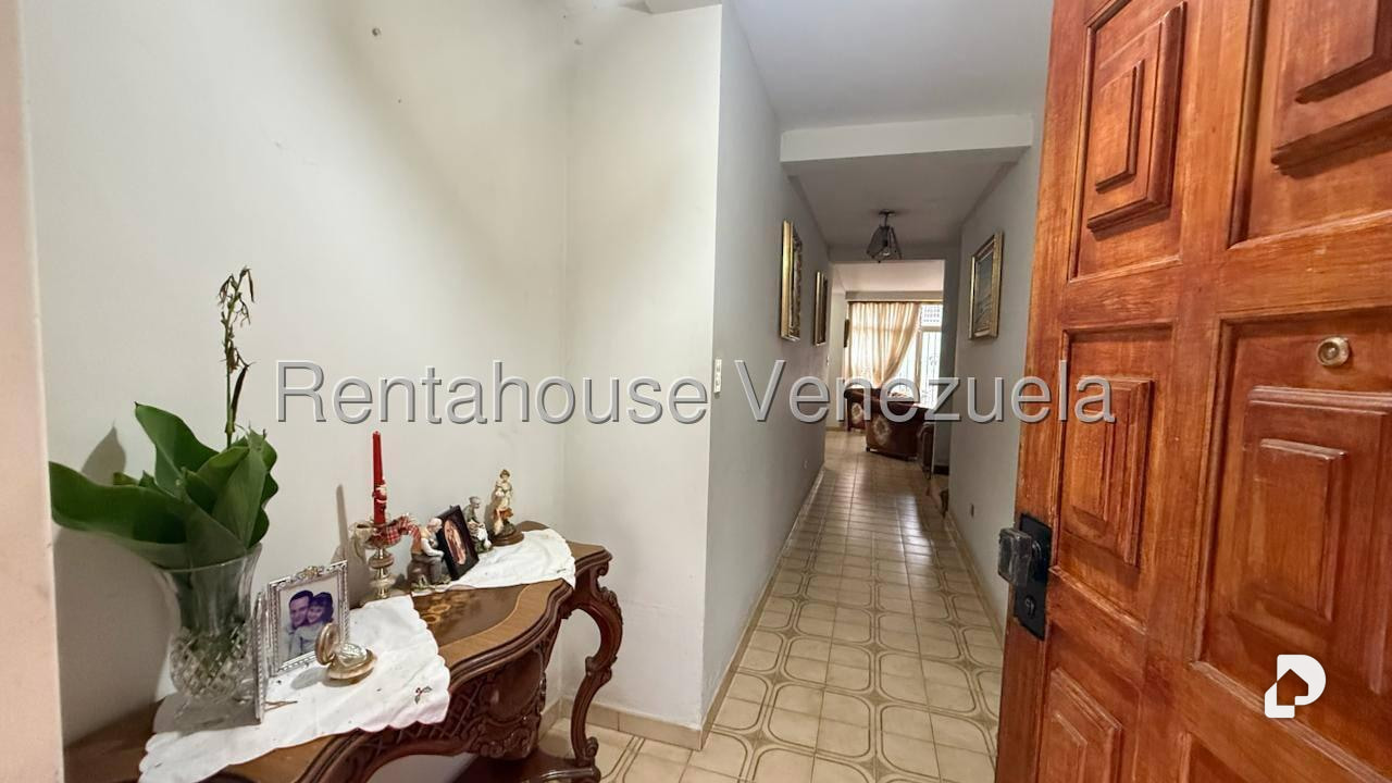 Casa en Alto Prado, Caracas – 3