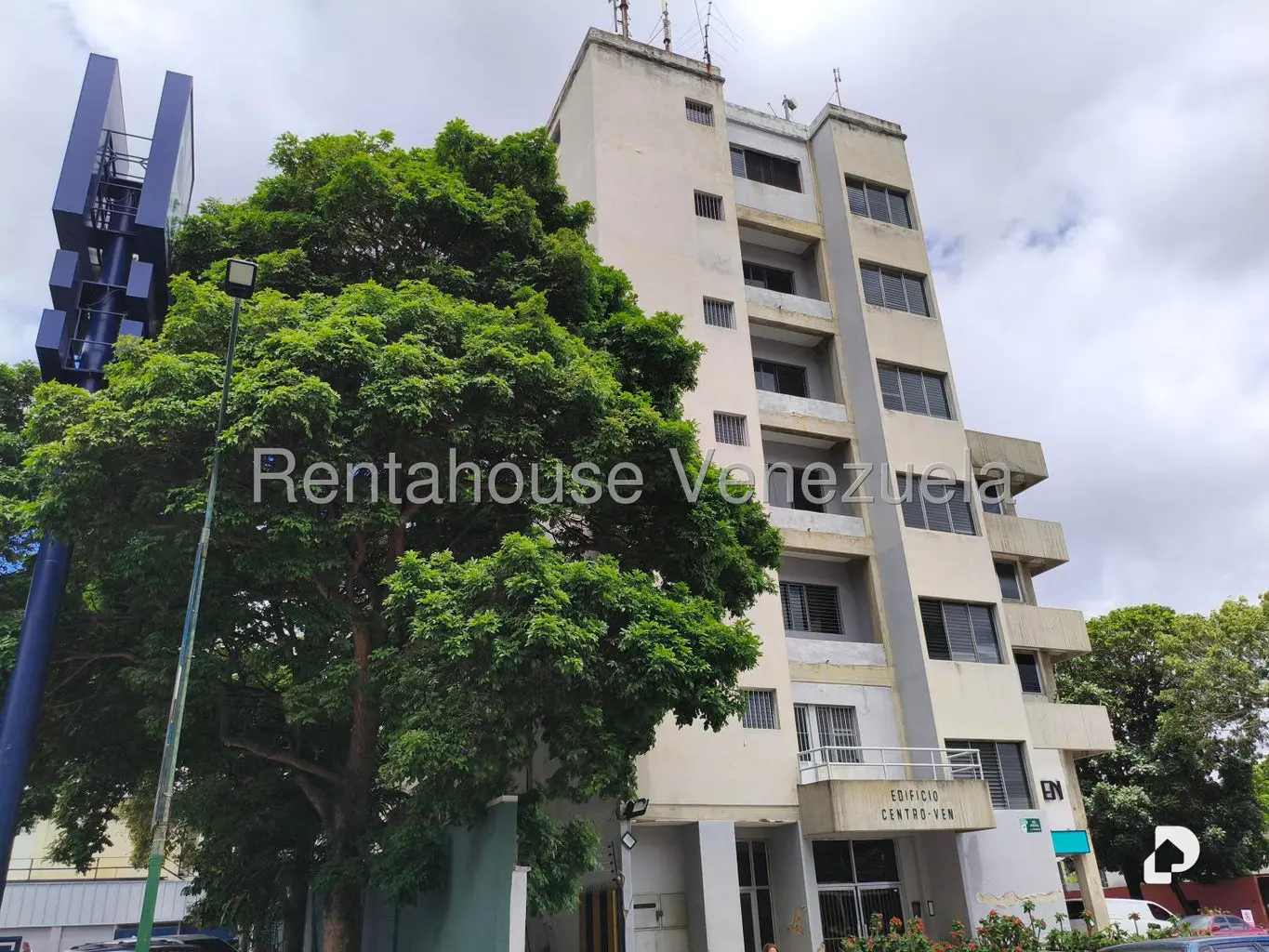 Local comercial en La Trinidad, Caracas – 3