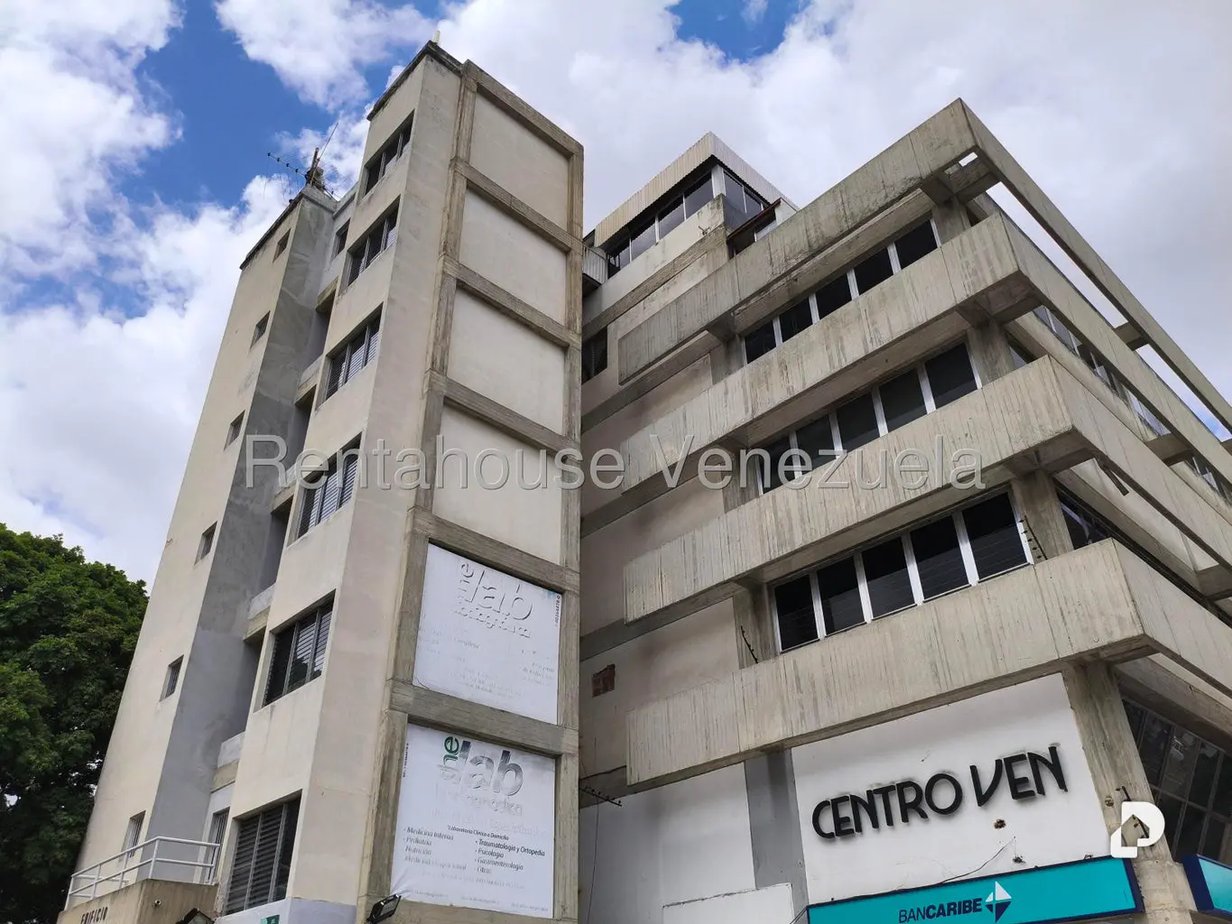 Local comercial en La Trinidad, Caracas – 2