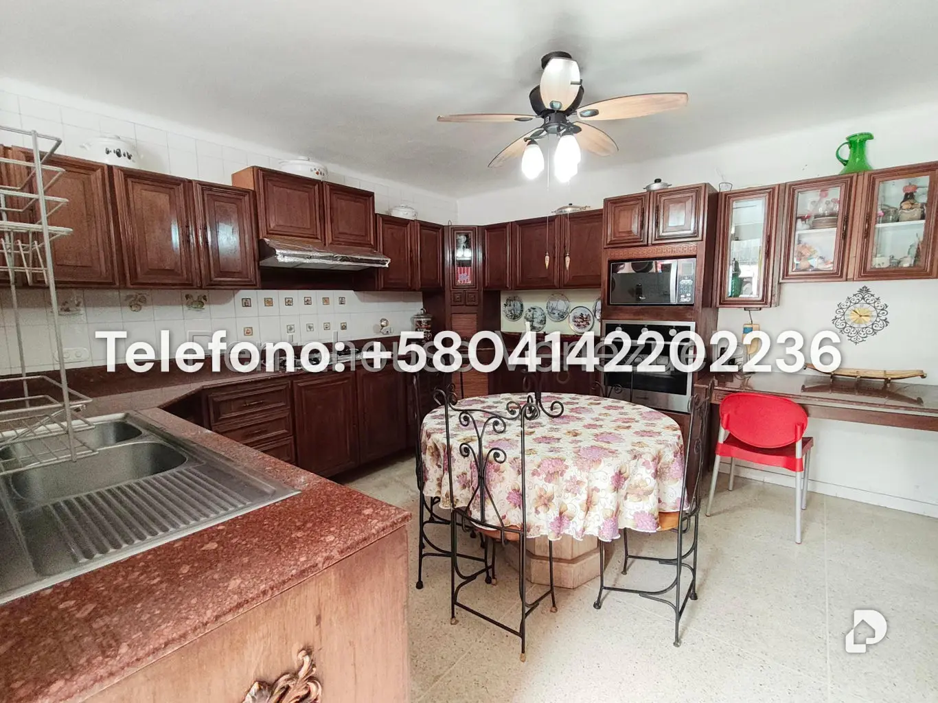 House in Prados del Este, Caracas – 23