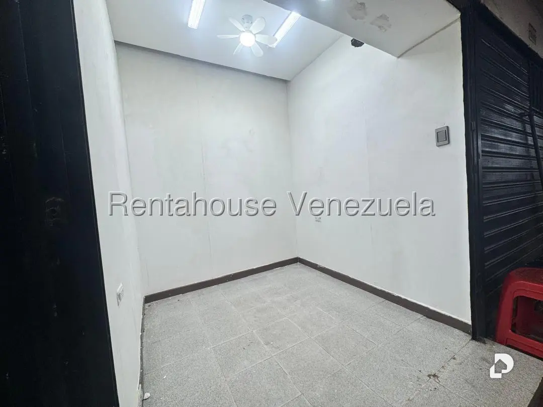 Local comercial en Chacaito, Caracas – 3