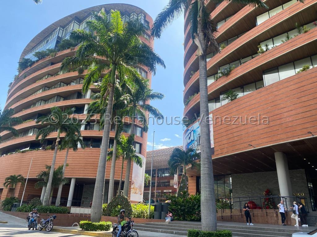 Local comercial en La Castellana, Caracas - 1
