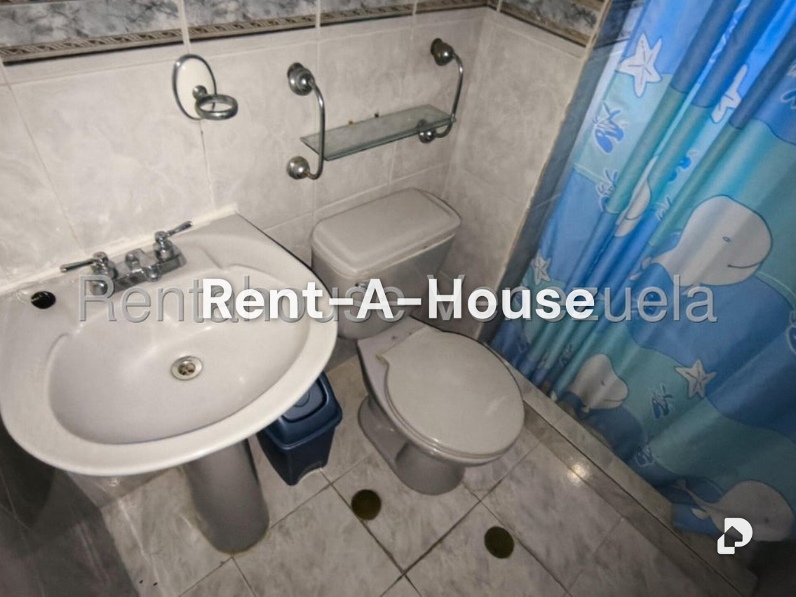 Apartamento en los Andes, San Diego – 16