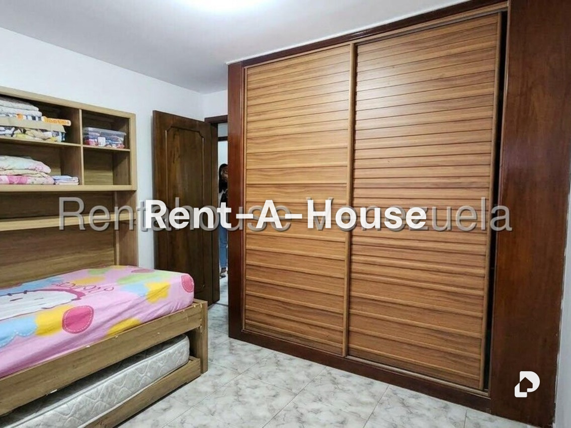 Apartamento en los Andes, San Diego – 12