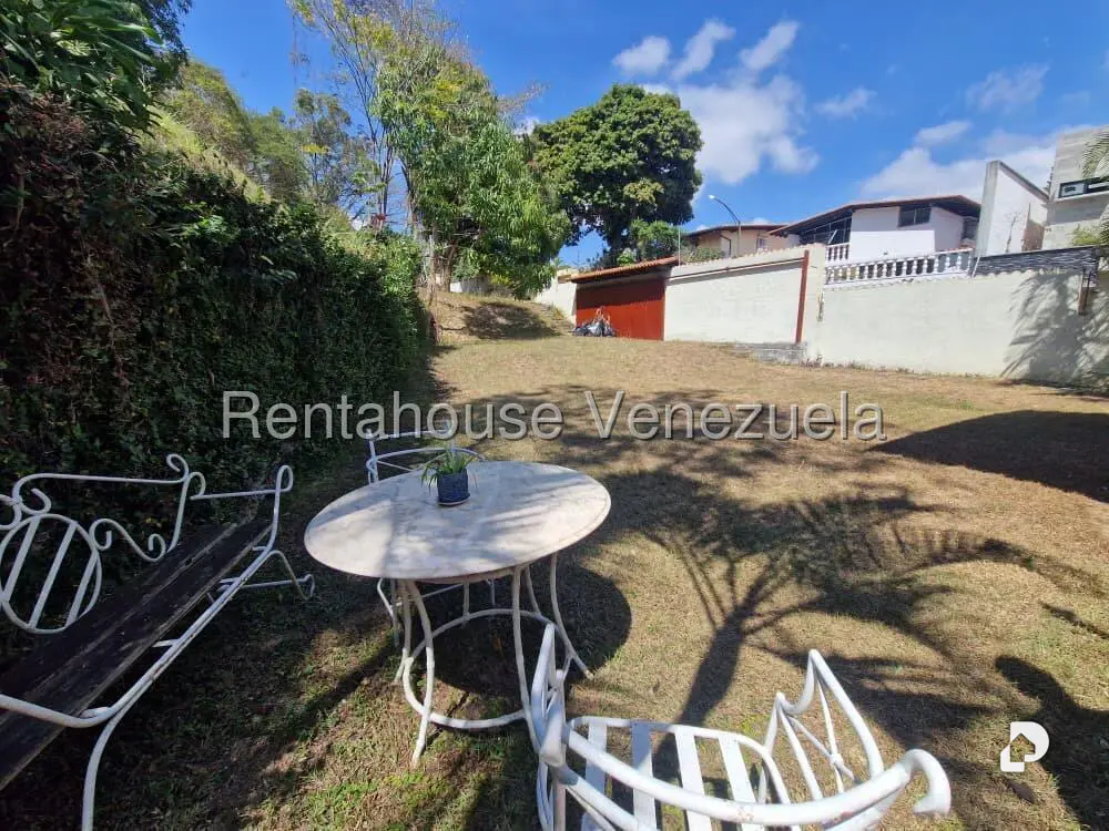 Casa en Santa Paula, Caracas – 15