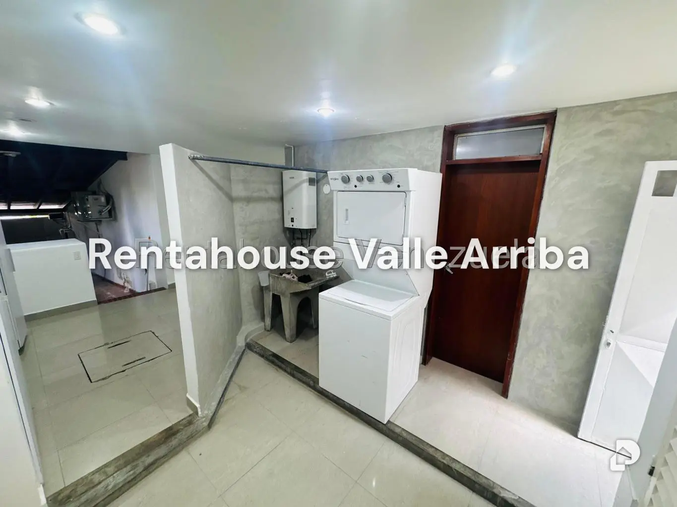 House in Santa Fe Norte, Caracas – 15