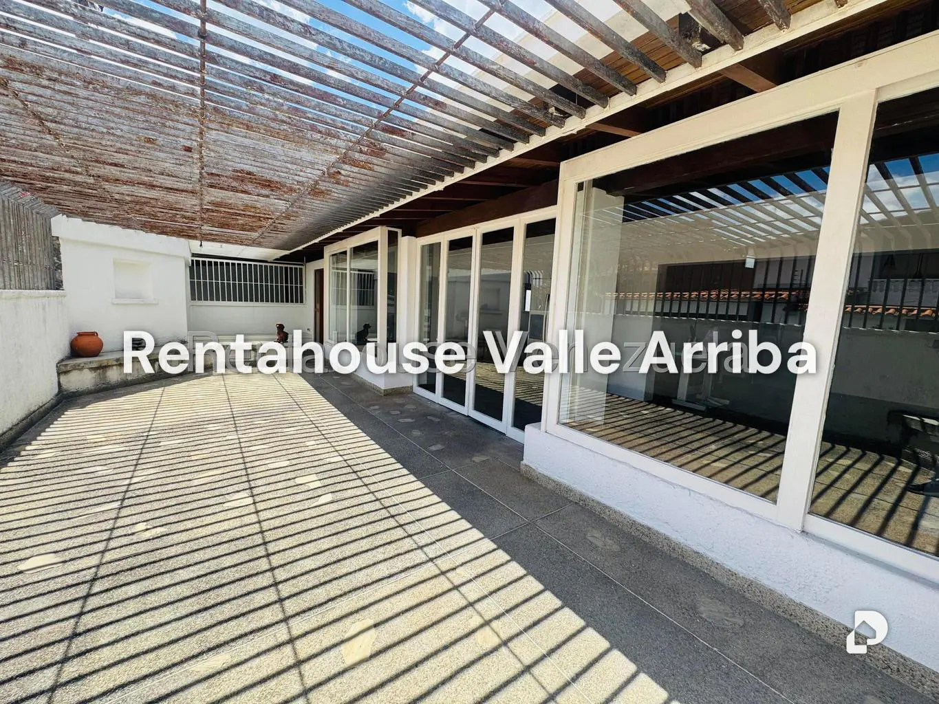 House in Santa Fe Norte, Caracas – 4