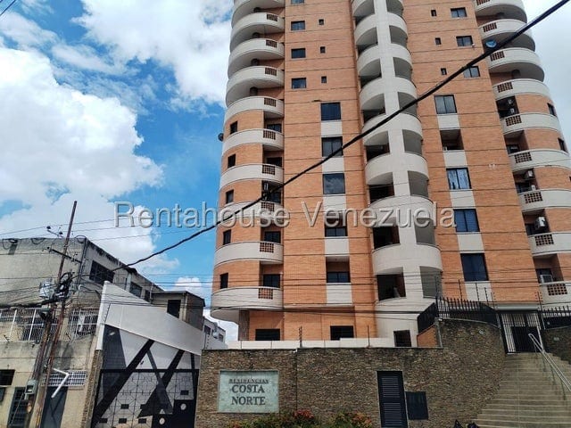 Apartamento en Mañongo, Naguanagua - 1