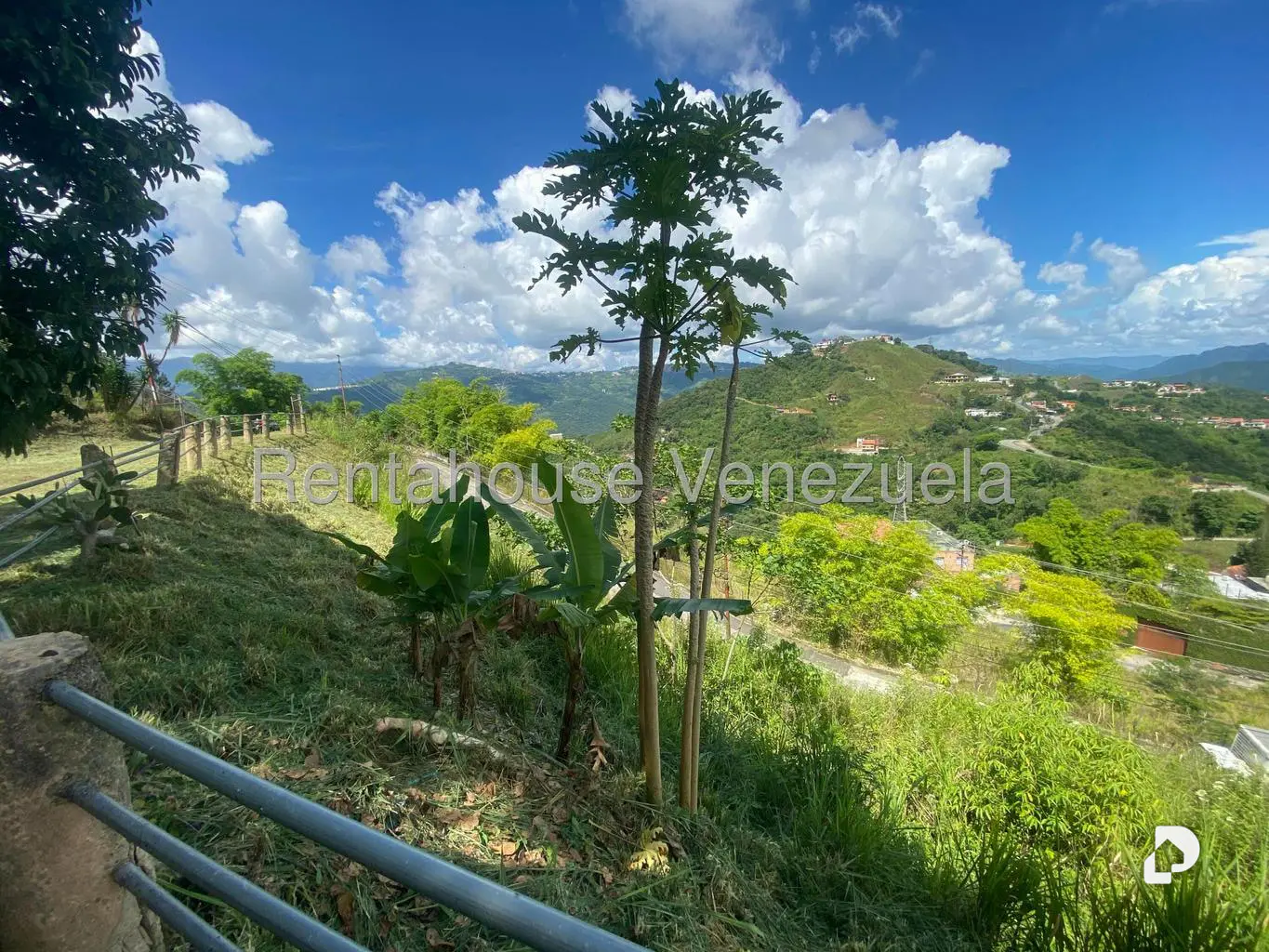 Casa en Caicaguana, Caracas – 14
