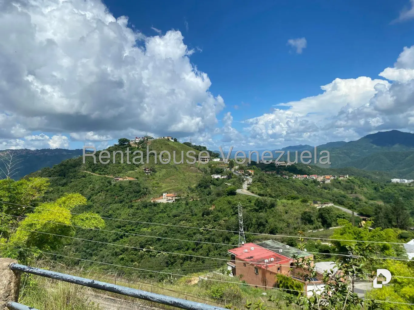 Casa en Caicaguana, Caracas – 15