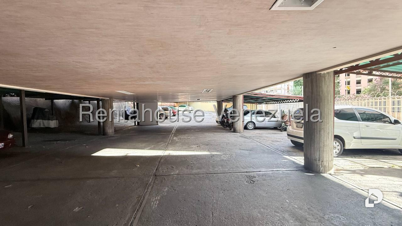 Apartamento en Bello Monte, Caracas – 24