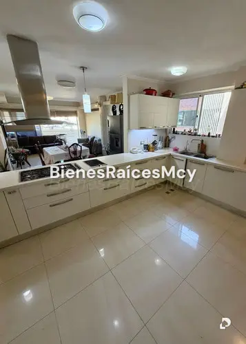 Apartamento en Andrés Bello, Maracay – 9