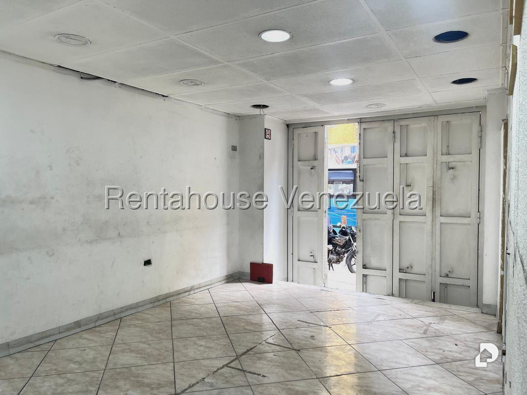 Local comercial en Parroquia Santa Teresa, Caracas – 2