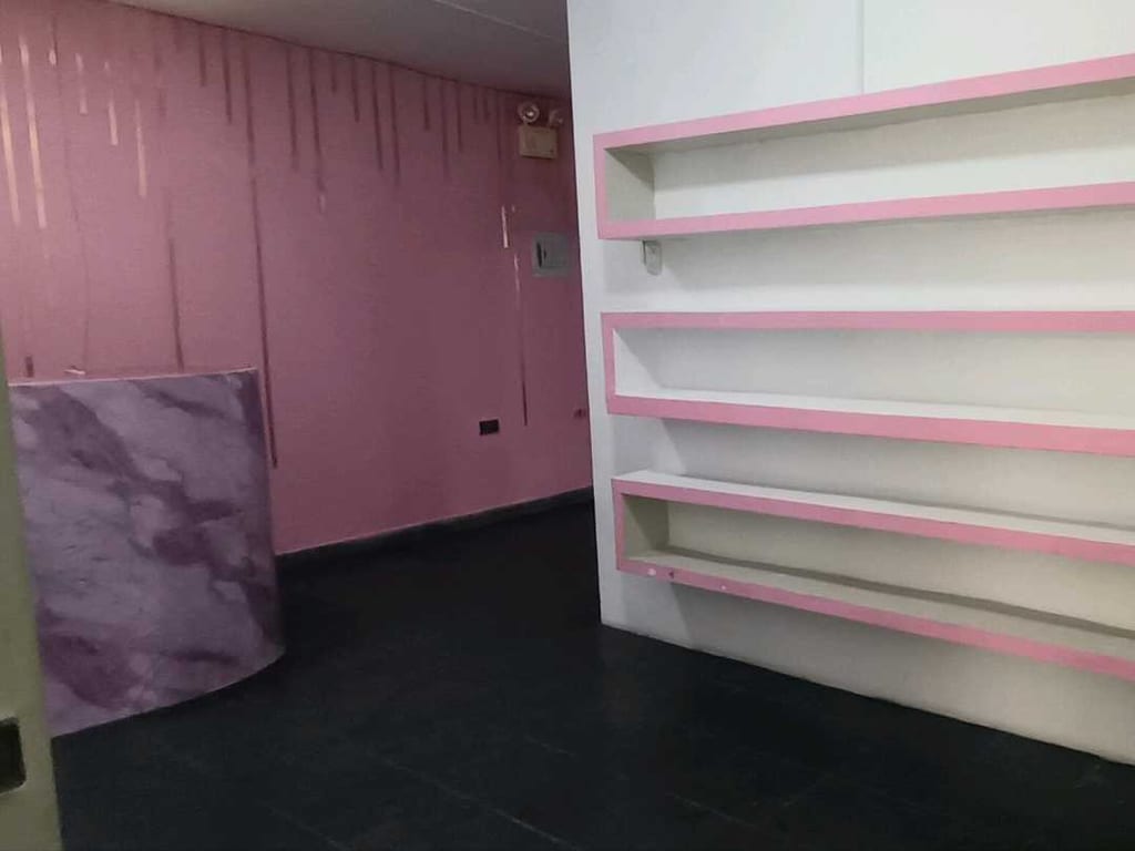 Local comercial en Catedral, Valencia - 1