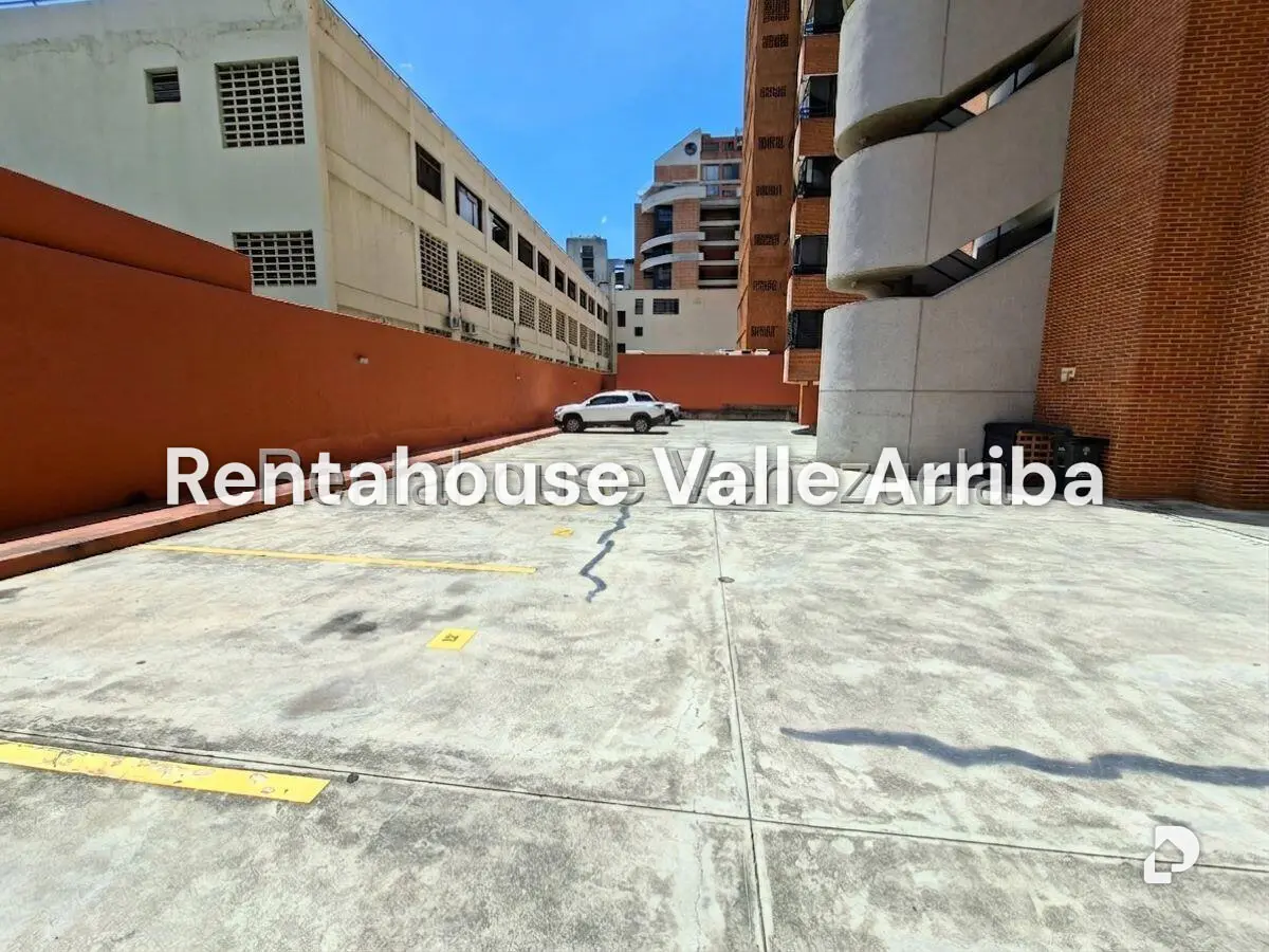 Apartamento en El Rosal, Caracas – 21