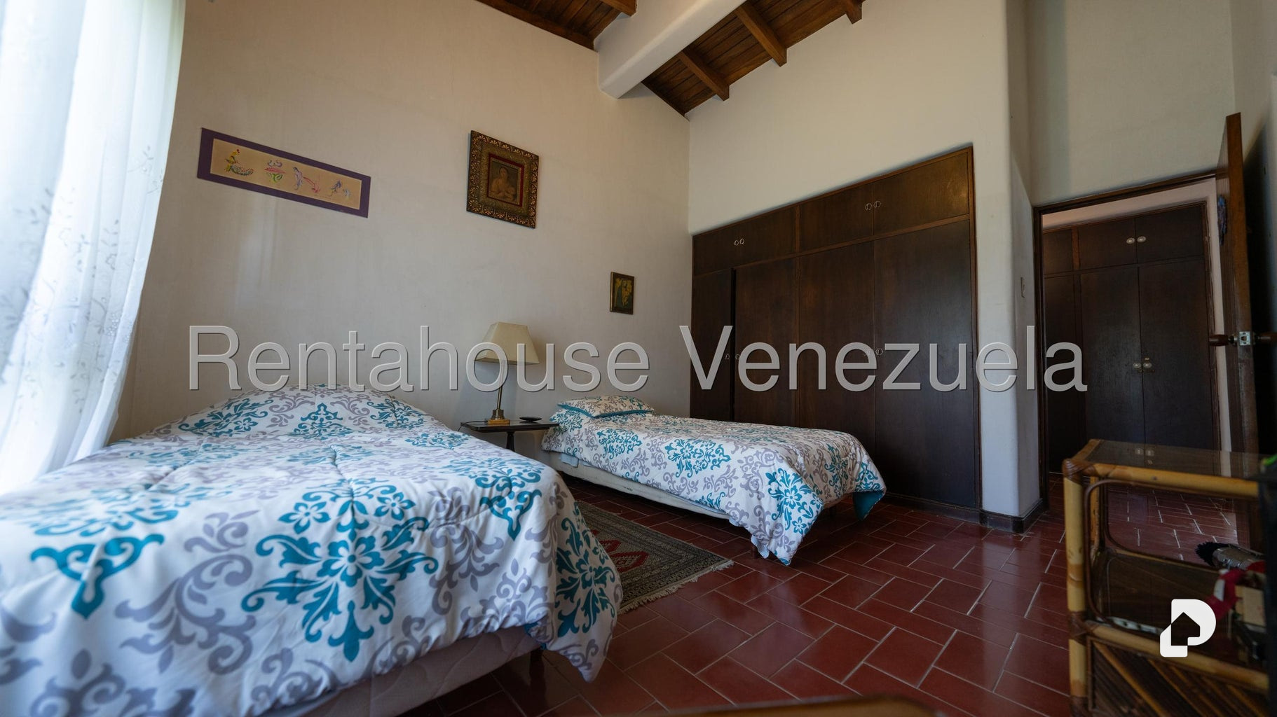 Casa en Cerro Verde, Caracas – 20