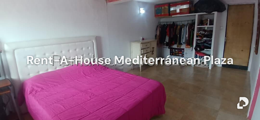 Casa en Ricardo Urriera, Valencia – 17