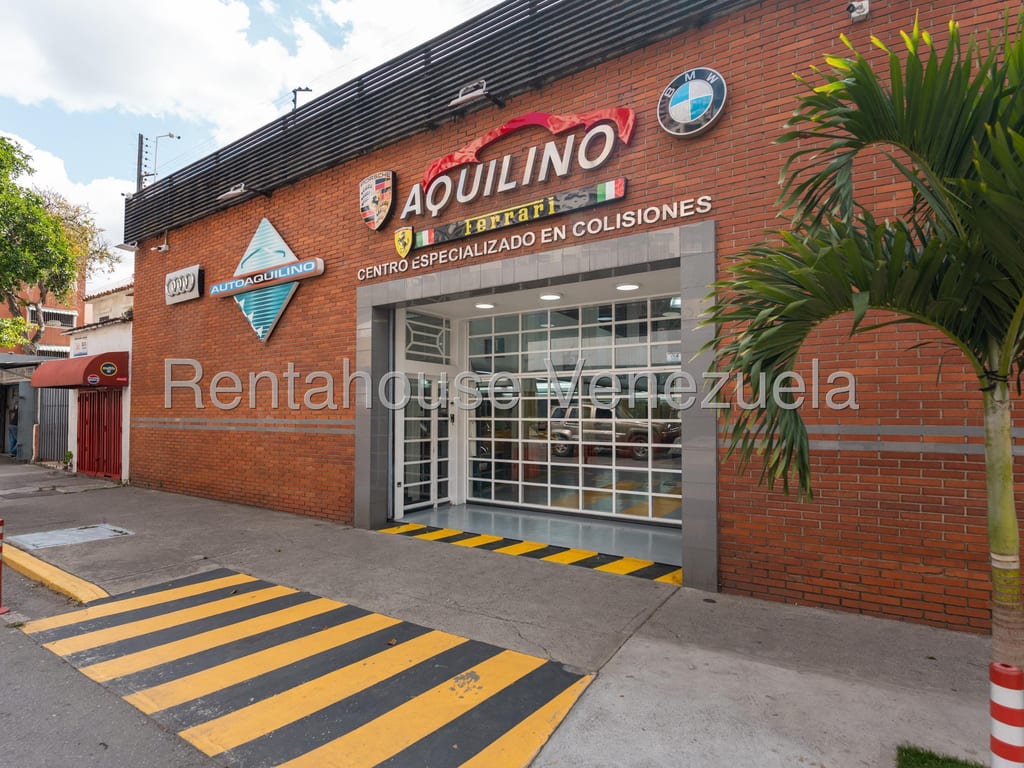 Local comercial en Los Chaguaramos, Caracas - 1