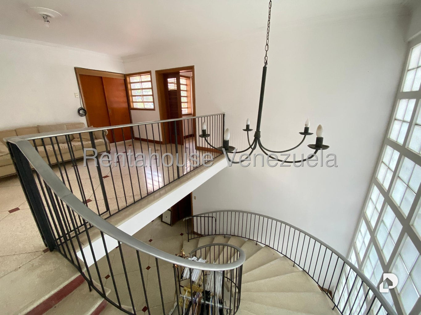 Casa en Altamira, Caracas – 14