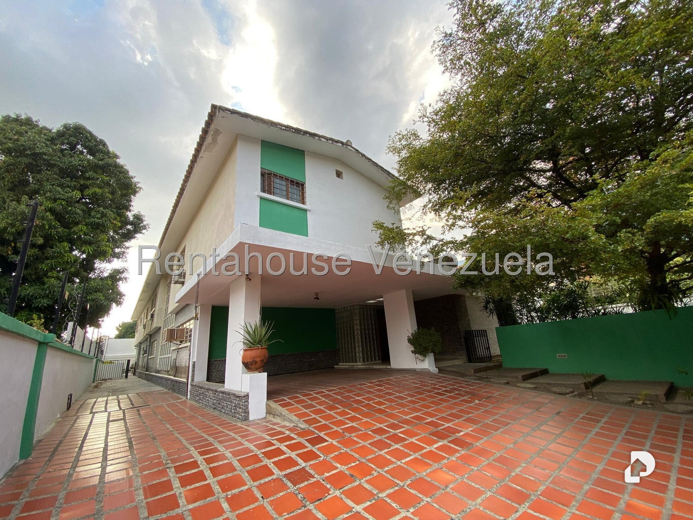 Casa en Altamira, Caracas – 1