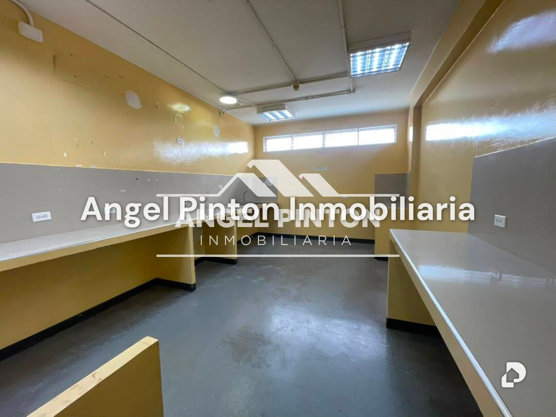 Local comercial en Avenida La Limpia, Maracaibo – 16