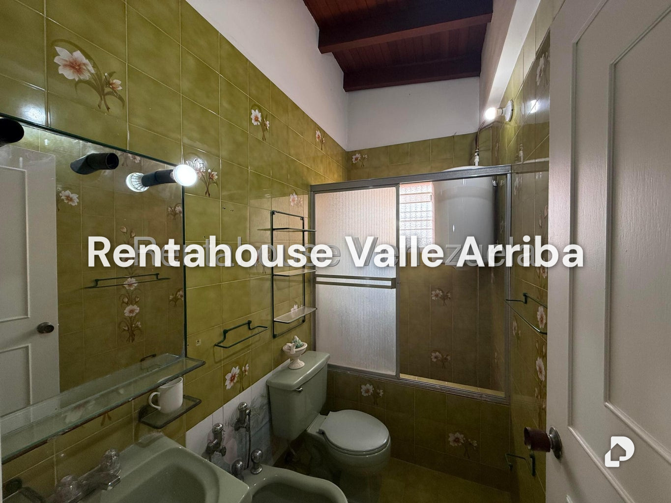 Casa en Alto Prado, Caracas – 27