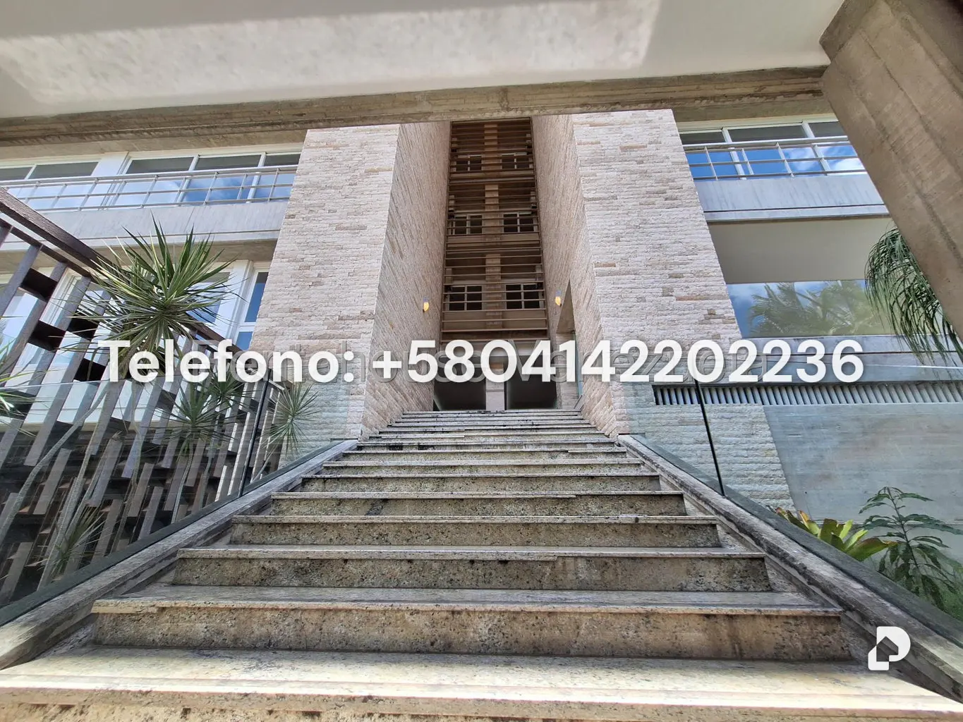 Apartamento en Lomas de Las Mercedes, Caracas – 2